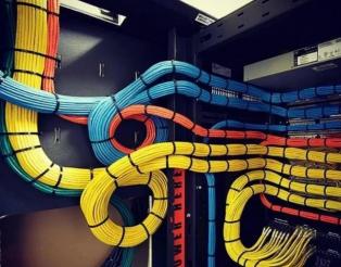 金佳佰業20年經驗的電工告訴你：布線該怎么做？